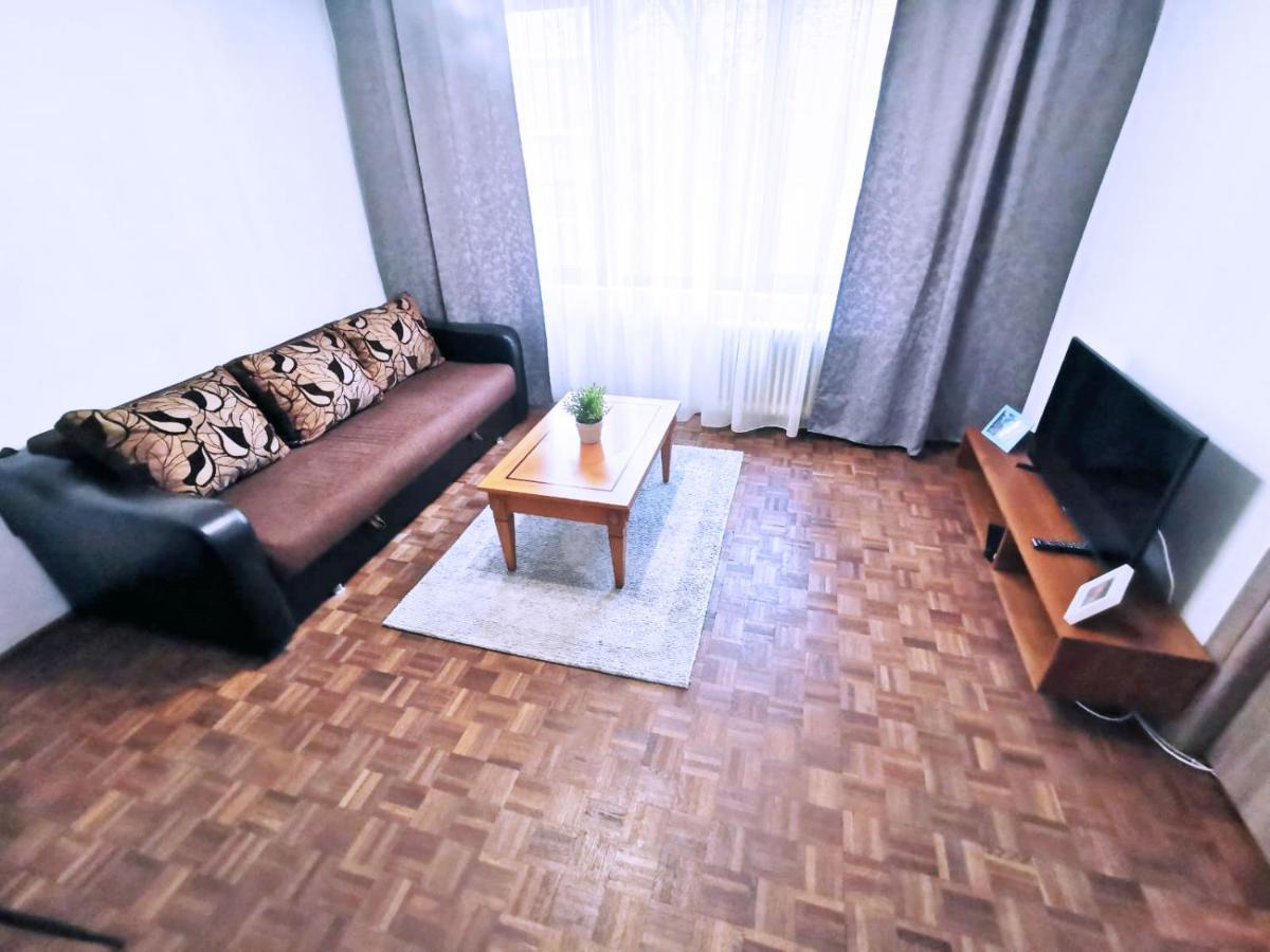 Cozy Apartment Sala Palatului Bukarest Exteriör bild